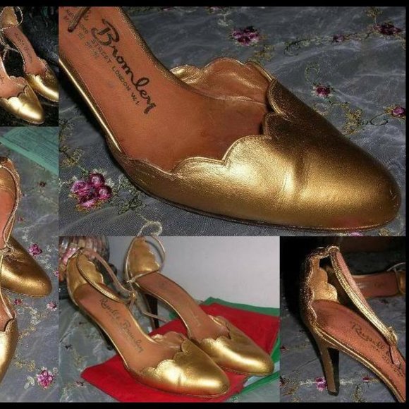 VINTAGE c1978 UK BOND ST Spanish LEATHER RUSSELL & BROMLEY Gold Womens Shoes 7.5